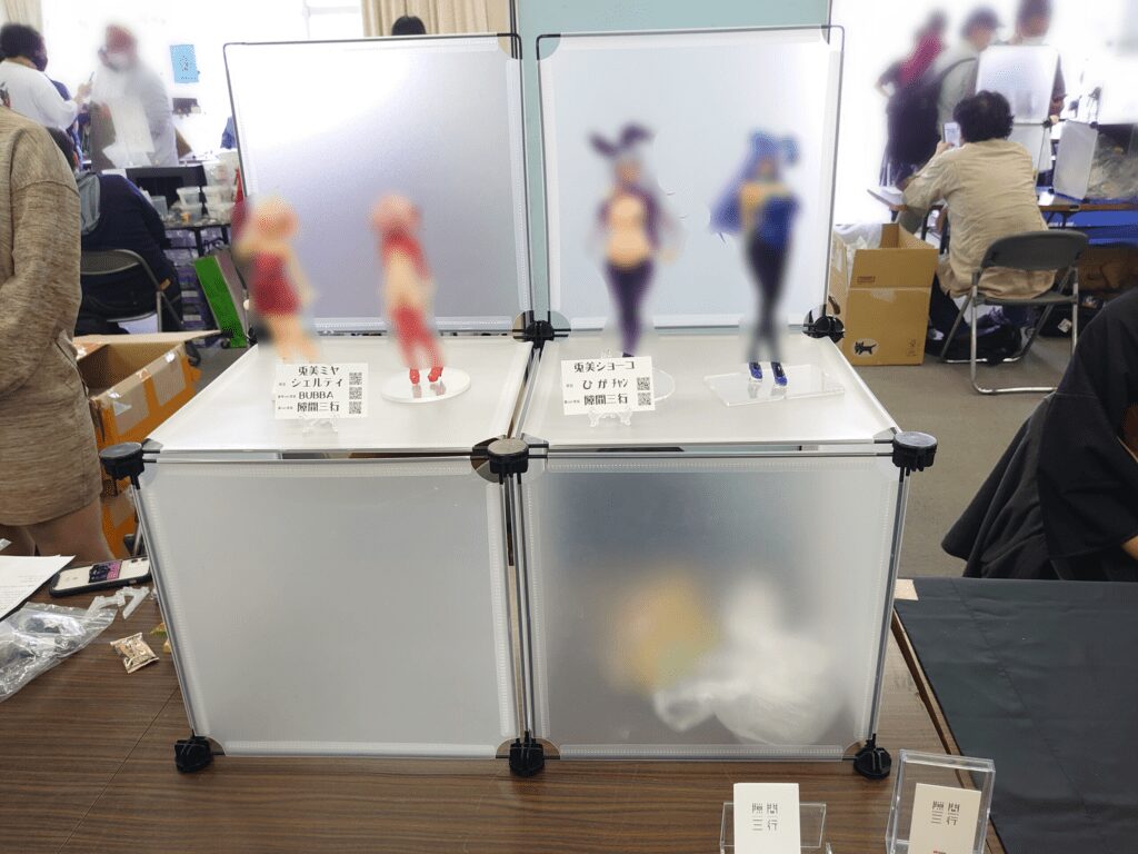 となりのモケイフェスティバル6ディーラー展示台4-scaled