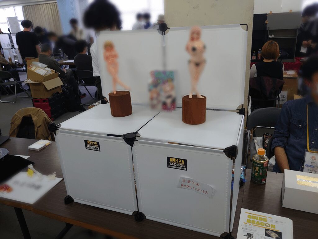となりのモケイフェスティバル6ディーラー展示台6-scaled